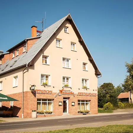 Restaurant & Avionika Gasthuis 3*