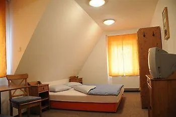 Penzion Restaurant & Avionika Kovářská