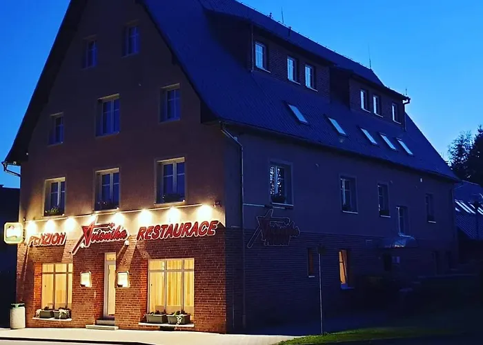 Konukevi Restaurant & Avionika 3*