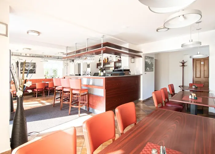 Restaurant & Avionika Konukevi Kovářská